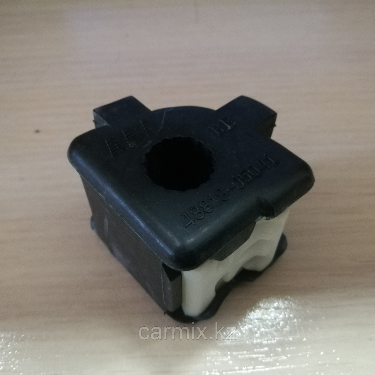Втулка стабилизатора Avensis / Corona d-15mm