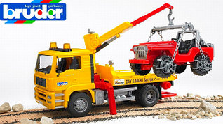 Игрушки машины Bruder