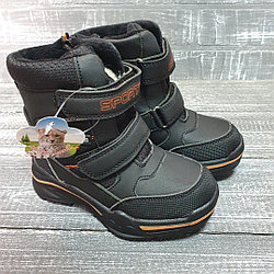 Ботинки черные на двух липучках с оранжевыми вставками