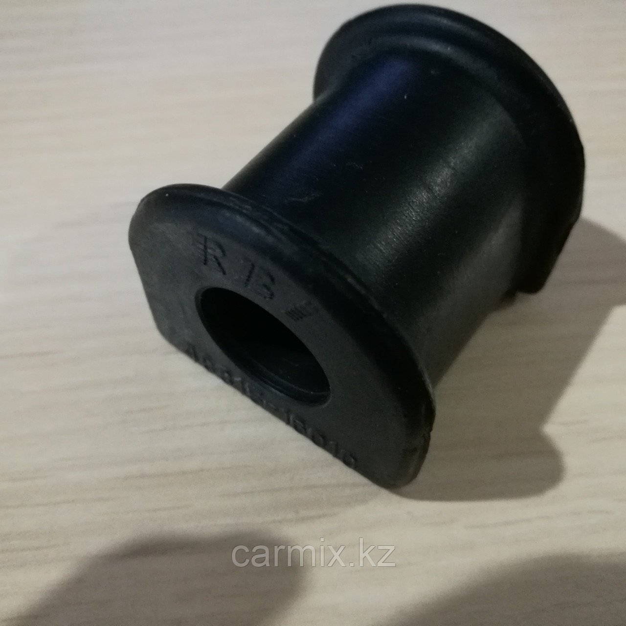 Втулка стабилизатора 4Runner / Crown / Carina / Hilux d-18mm