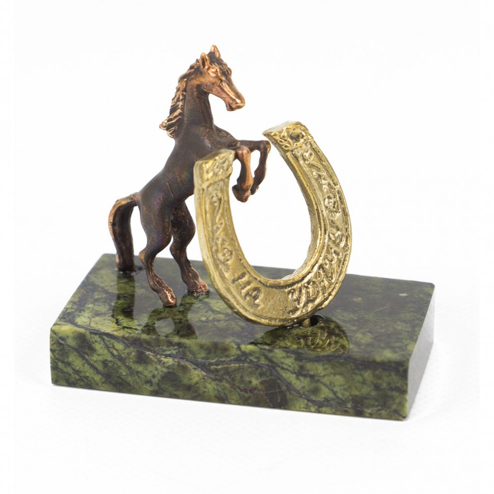 Статуэтка в подарок "Конь на дыбах с подковой на удачу" из бронзы и камня 117931 - фото 1 - id-p80871334
