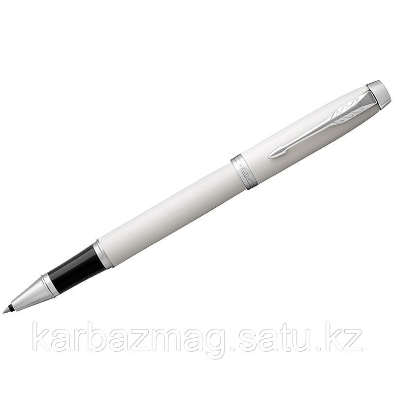 Ручка роллер Parker IM White GT чёрная 0,8мм корпус лак.покрыт., позолота, клип, футляр арт.1931674 - фото 1 - id-p81856027