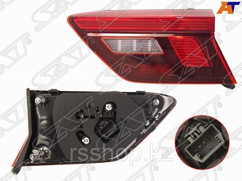 Фонарь в крышку багажника VW TIGUAN 16- RH LED