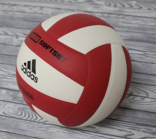Волейбольный мяч  Adidas