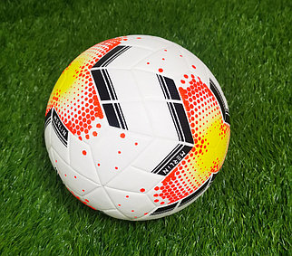 Футбольный мяч ADIDAS