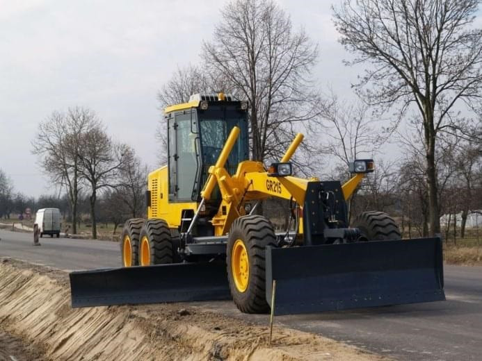 Автогрейдер Xcmg Gr215