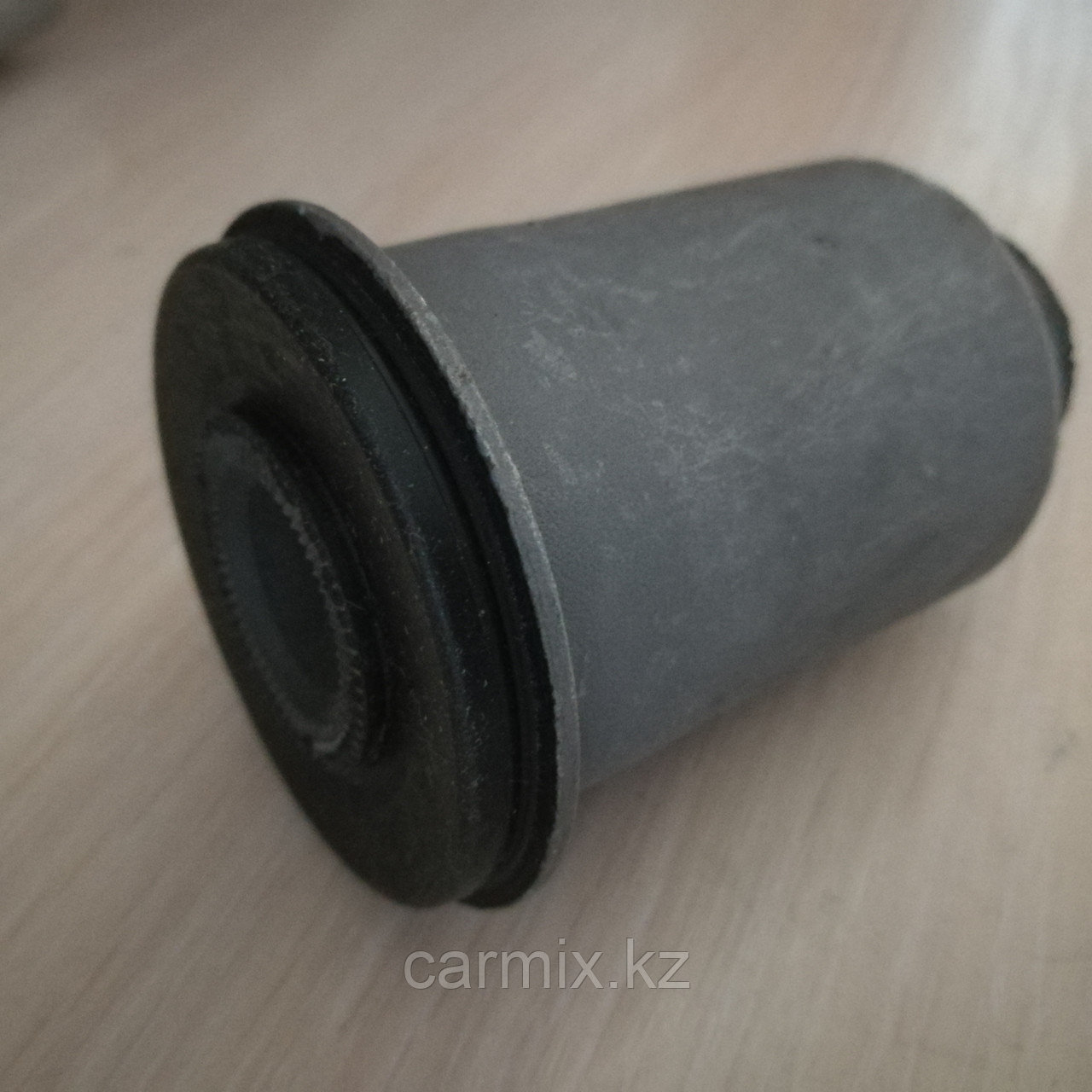 +48654-60010/ T24UZ10W, Сайлентблок переднего нижнего рычагаTOYOTA Land Cruiser UZJ100 / LX470, RBI, THAILAND - фото 1 - id-p82578000