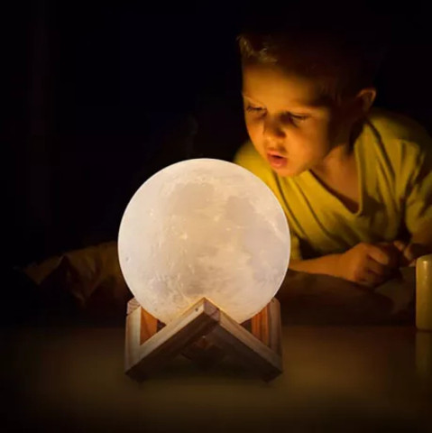 Светильник-ночник «Луна» 3D Moon RGB Lamp с сенсорным управлением на деревянной подставке - фото 2 - id-p83004151