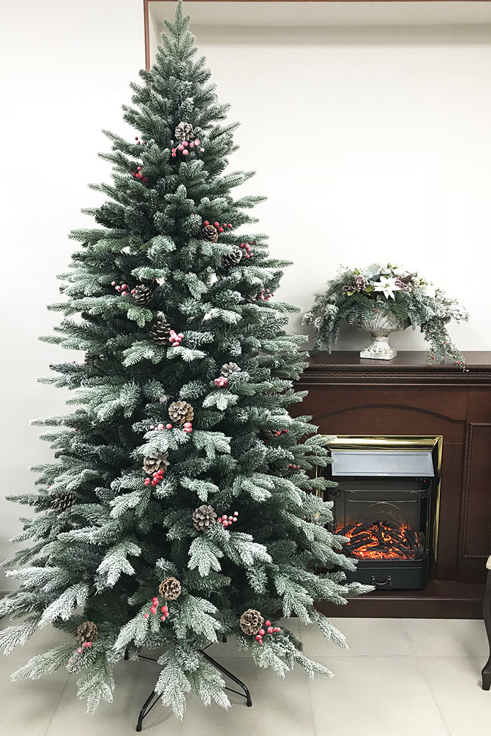 Искусственная елка Снежная  с шишками и ягодами 210 см, ПВХ