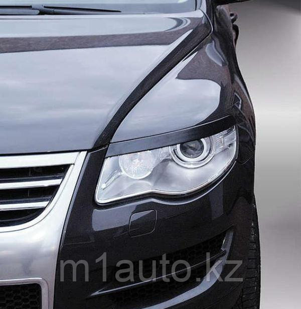 Реснички на фары на VOLKSWAGEN TOUAREG /Фольксваген Туарег 2007-2010
