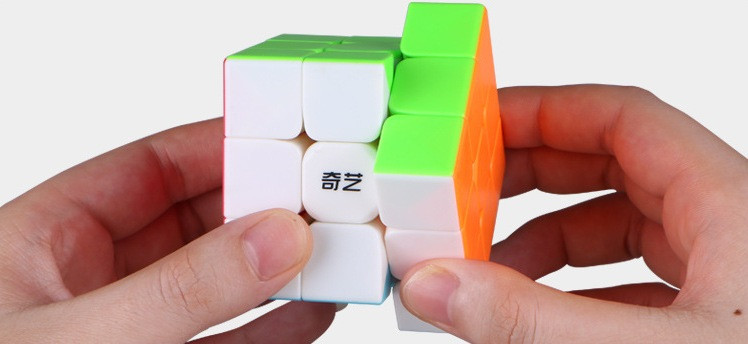 Профессиональный Кубик Рубика 3 на 3 Qiyi Cube в цветном пластике. Оригинал. Рассрочка. Kaspi RED - фото 3 - id-p83157890