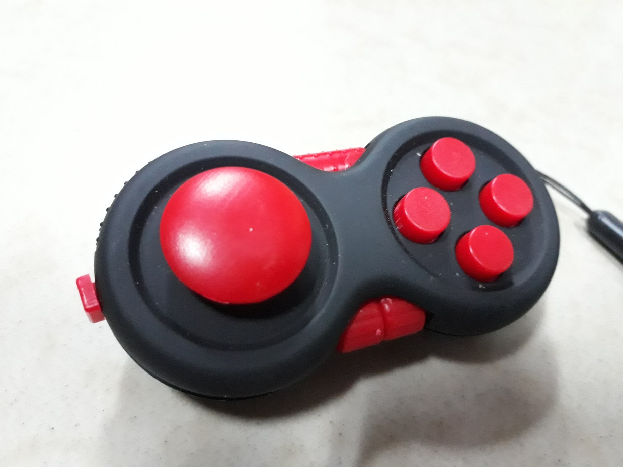 Fidget pad игрушка-антистресс. Фиджет пэд. Фиджет джостик. Оригинал. Рассрочка. Kaspi RED - фото 1 - id-p83417556