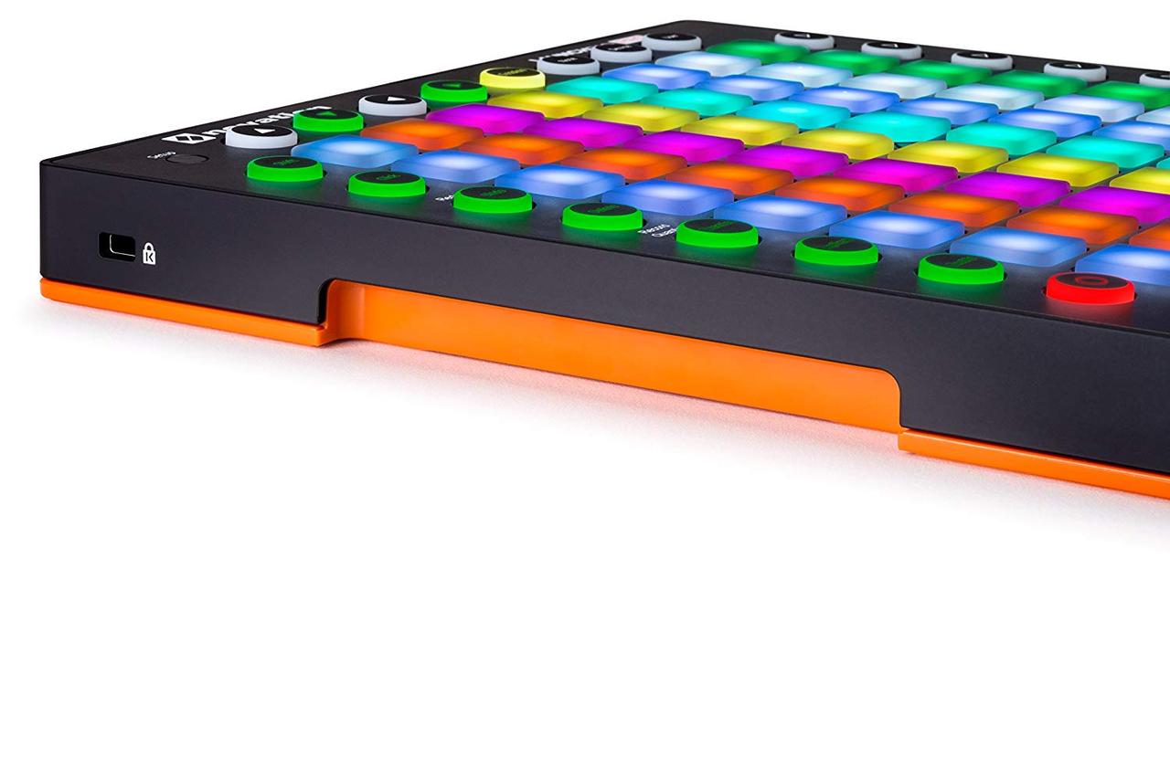 USB контроллер Novation Launchpad Pro Bundle (+ чехол Launchpad Pro Hard Case) - фото 3 - id-p45880364