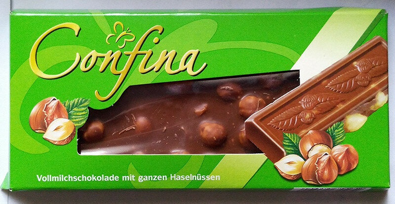 Молочный Шоколад Confina с лесными орехами 100гр