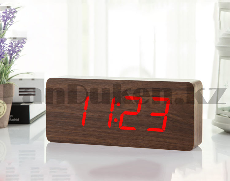 Настольные цифровые часы с будильником от сети и электрические с календарем под дерево 1292R в ассортименте - фото 4 - id-p83464591