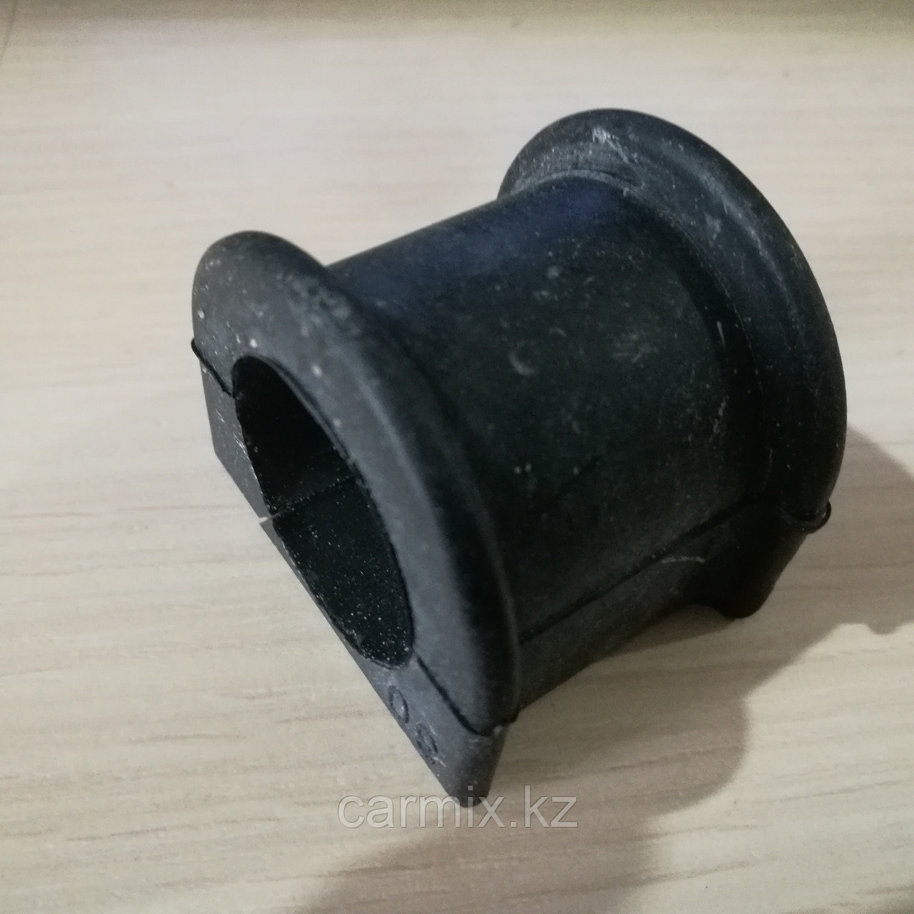 Втулка стабилизатора переднего Land Cruiser d-30mm