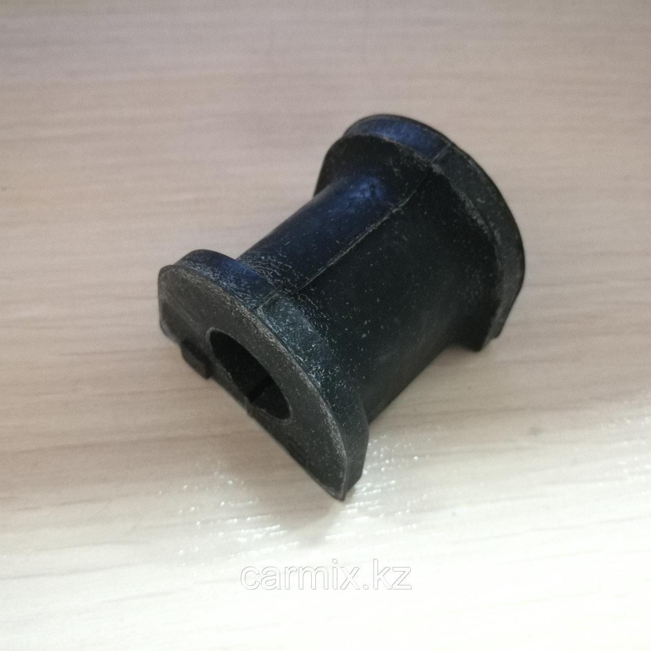 Втулка заднего стабилизатора MITSUBISHI Eclipse,Galant d-18mm