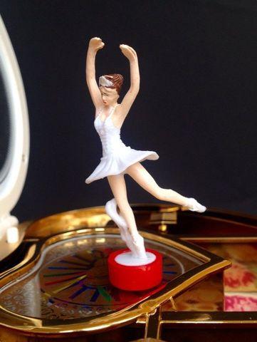 Музыкальная шкатулка механическая «Большое сердце» с танцующей балериной (Слоновая кость) - фото 9 - id-p83615347