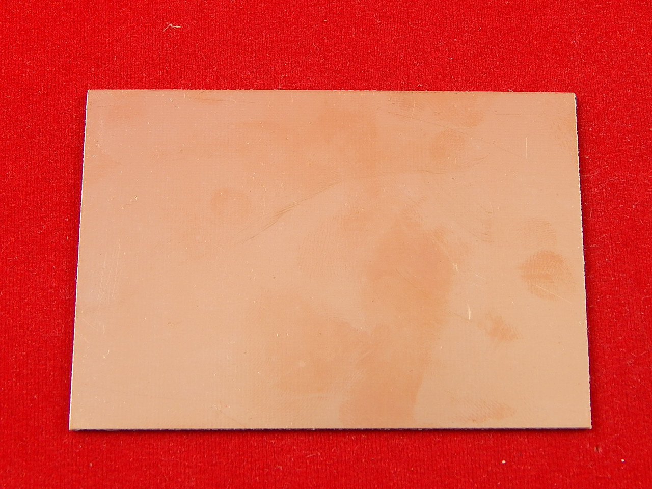 Печатная плата односторонняя 7x10см (Стеклотекстолит FR-4 1,2мм)