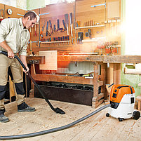 Пылесос STIHL SE 62 E (1,4 кВт | 20 л) с розеткой для электроинструмента, фото 2
