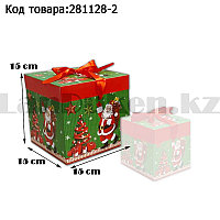 Подарочная коробка M(15х15х15) квадратная в новогодней тематике зеленого цвета с красной лентой Дед Мороз елка