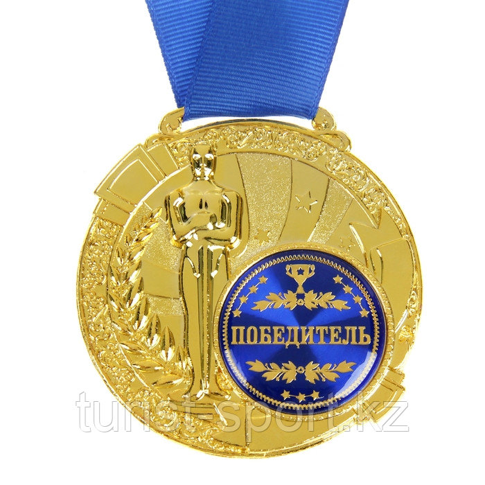 Медаль с оскаром "Победитель" в открытке - фото 2 - id-p83854619