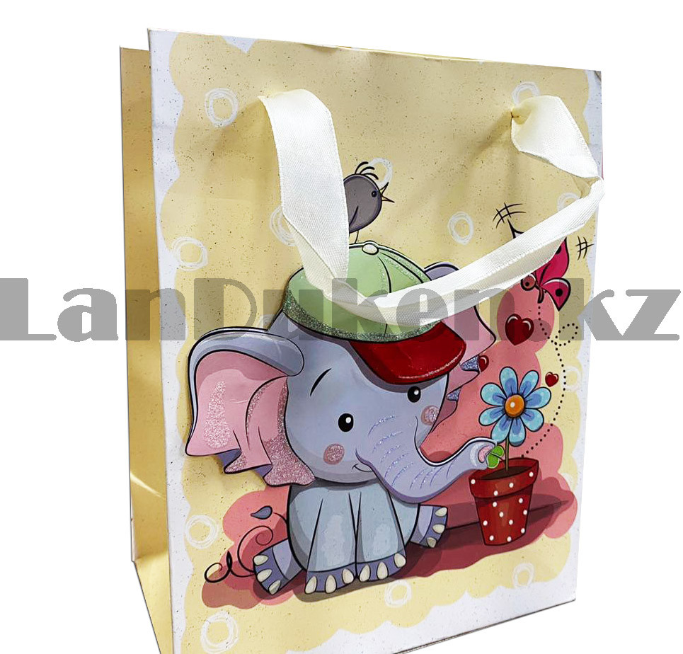 Пакет подарочный M(26х32) 3D иллюстрация для детей с блестками желтого цвета со слоненком - фото 5 - id-p83915709