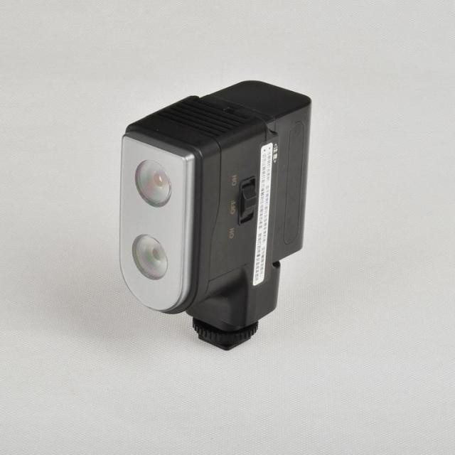 Накамерный прожектор LED 5004 + аккум. + зарядка - фото 3 - id-p3046155