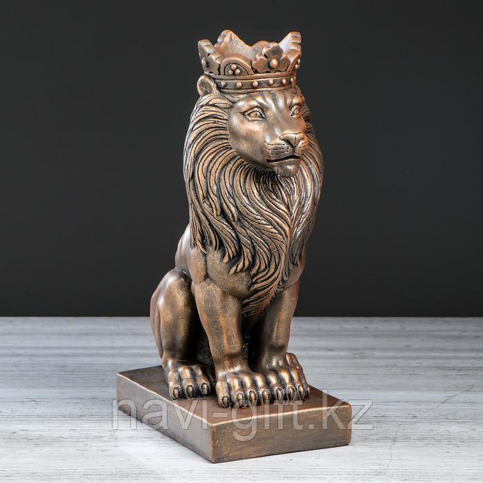 Статуэтка "Лев царь", бронзовый цвет, 37 см