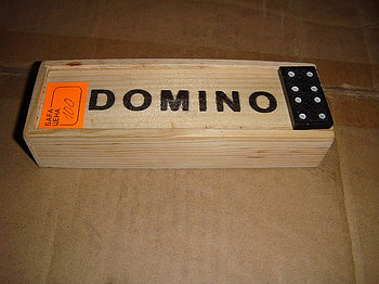Игрушки Домино