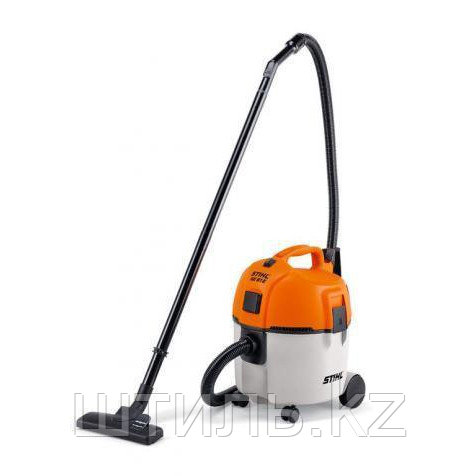 Пылесос STIHL SE 61 E (1,3 кВт | 20 л) с розеткой для электроинструмента