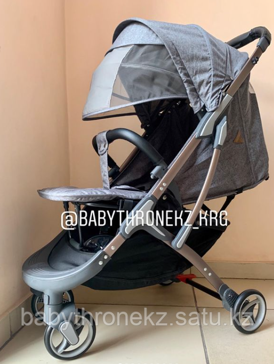 Прогулочная коляска Hot Mom