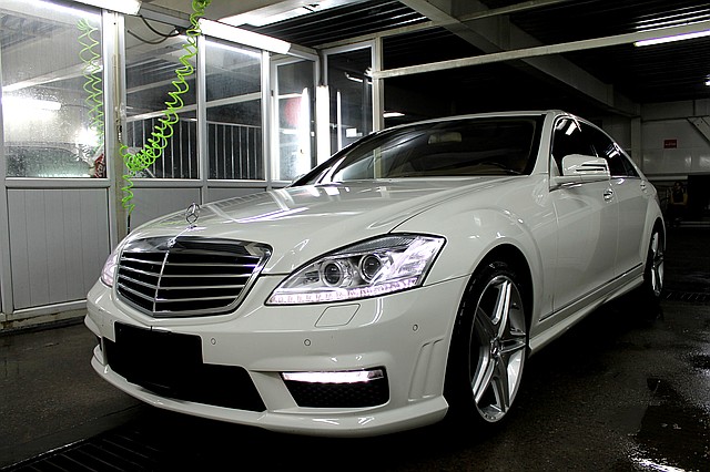 Mercedes Benz S550