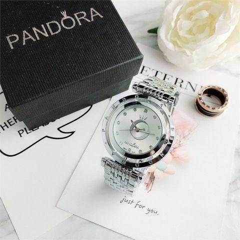 Подарочный комплект Pandora In The Moon 6861Z {часы + браслет + подвеска} (Золотой) - фото 8 - id-p84579245