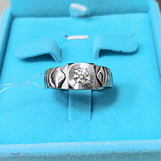 Мужское кольцо с бриллиантом 19.5-20 размер (ул.Жолдасбекова 9а)
