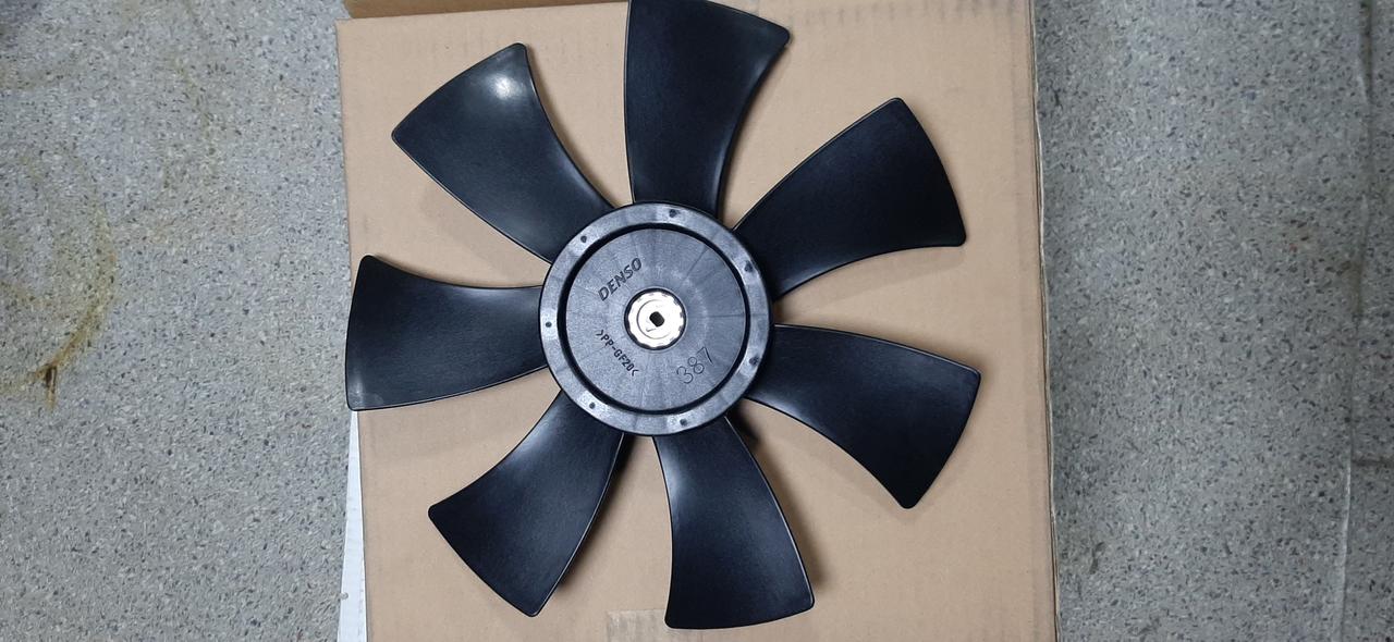 Лопасть вентилятора кондиционера MR500880 - фото 1 - id-p84867320