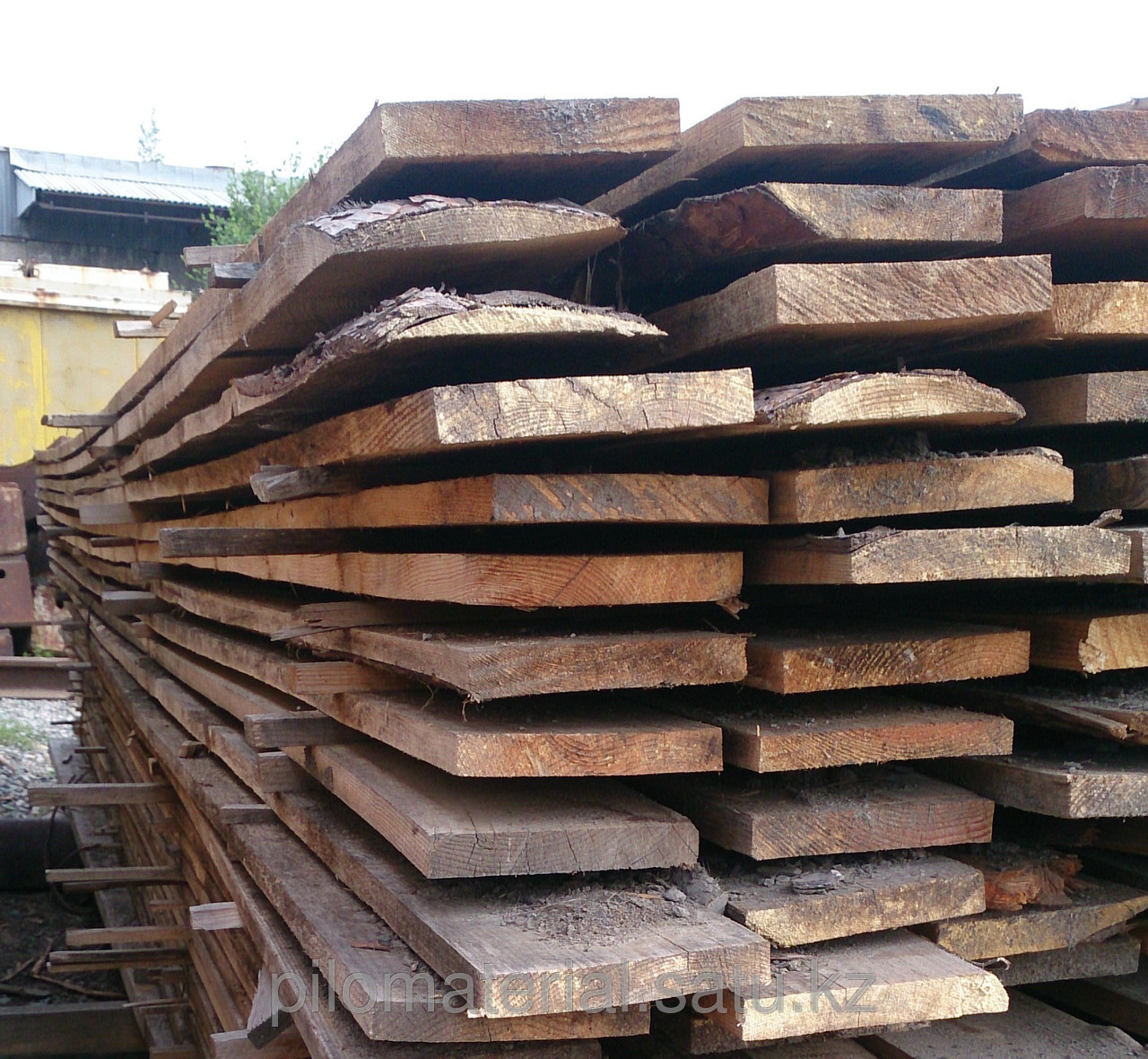 Доска обрезная из сосны 25*140*6000