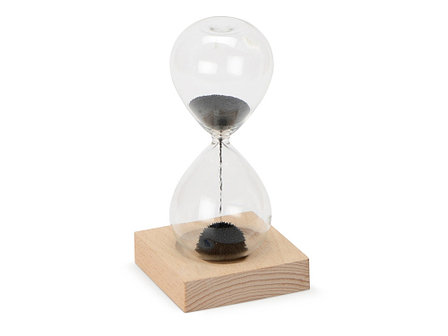 Песочные магнитные часы на деревянной подставке Infinity, фото 2