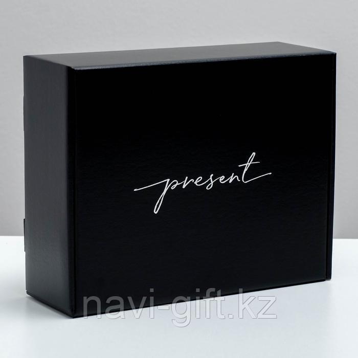 Коробка двухсторонняя складная Present, 27 × 21 × 9 см