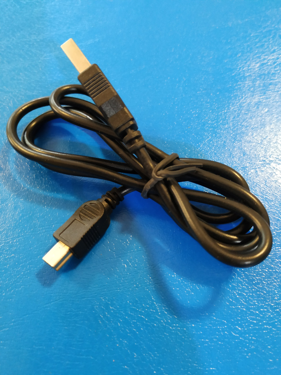 Кабель USB - Mini USB 1 метр, Алматы: продажа, цена в Алматы. Кабели для  электроники от "Магазин "Компьютер и Я"" - 2093913