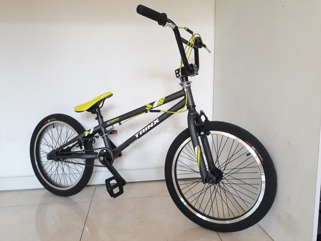Доступный Трюковый велосипед Trinx Bmx S200