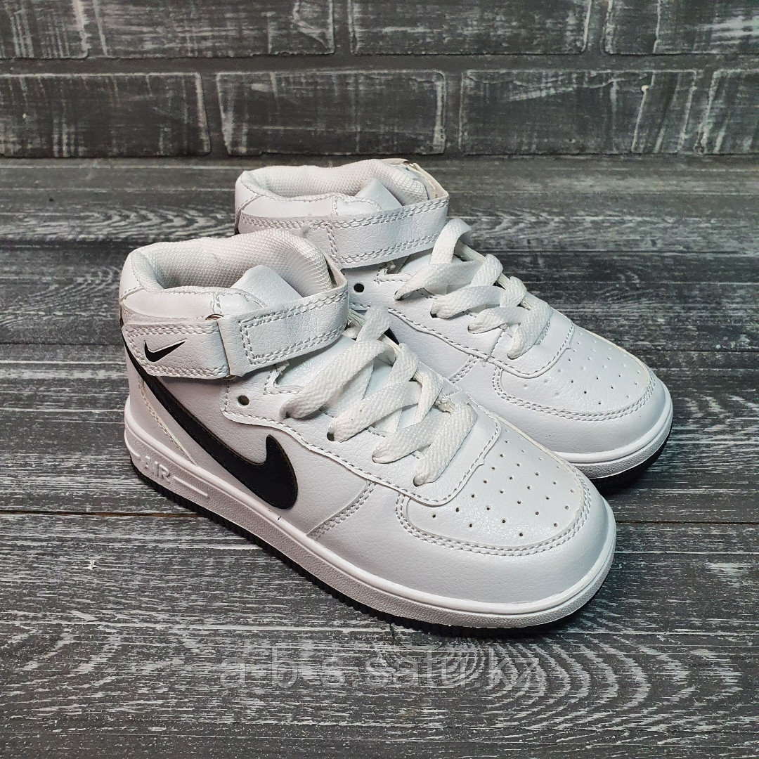 Кроссовки белые высокие Nike