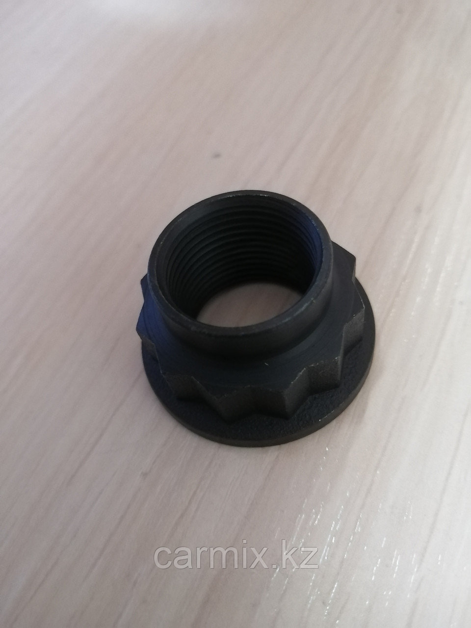Гайка ступицы на гранату (шрус) YARIS, COROLLA, AURIS, PRIUS, AVENSIS, CAMRY, RX300, RAV4, размер M22x1.5