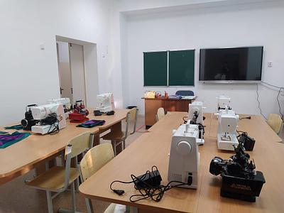 Мұғалімнің юбка камерасының порно видеоларын қараңыз