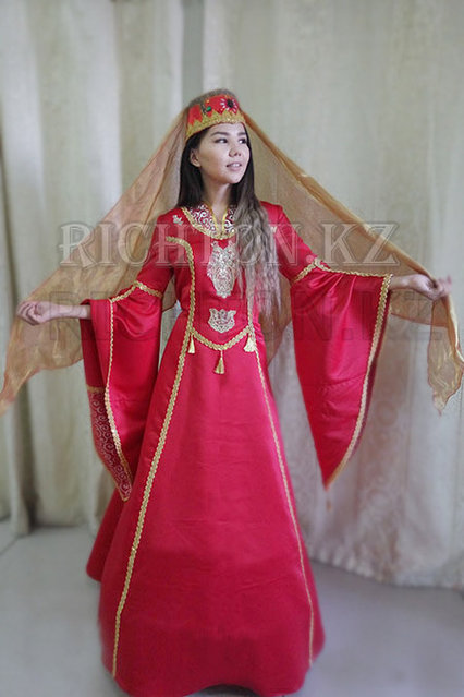 Порно видео арқылы қызды жыныстық қатынасқа түсуге көндірді