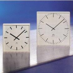 Часы SLIM QUAD - Стрелочные часы Mobatime