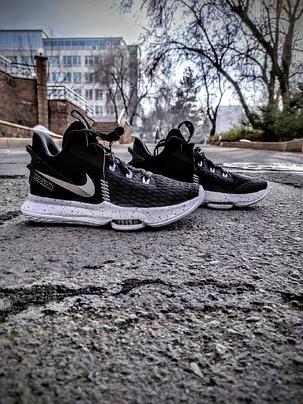 Баскетбольные кроссовки Nike Lebron Witness  5 (V) (оригинал), фото 2
