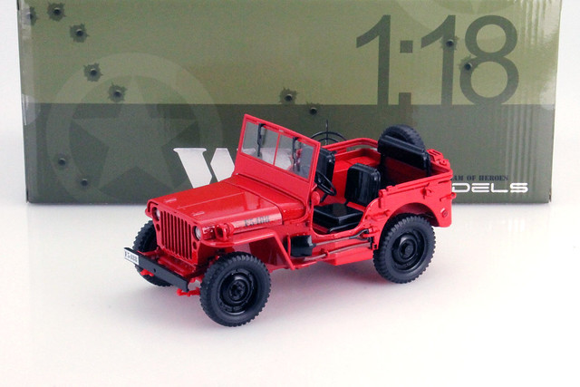 1/18 Signature Коллекционная модель Gate Jeep Willys, красный