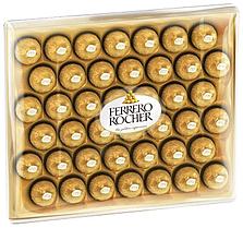 Набор конфет Ferrero Rocher с орехом /большая коробка/ 525гр
