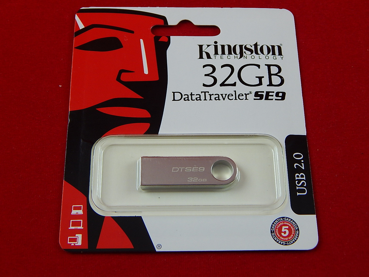 USB Флеш 32GB 2.0 Kingston DataTraveler SE9 - фото 1 - id-p86543590